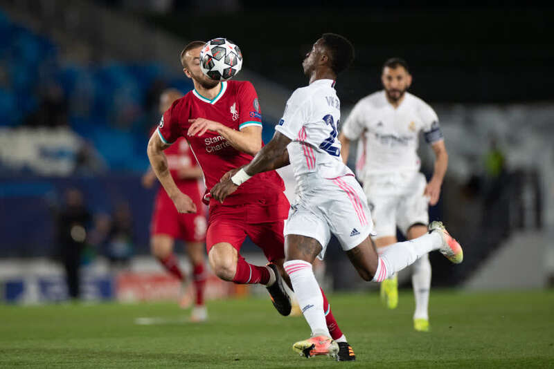 追打裁判了 追打裁判了